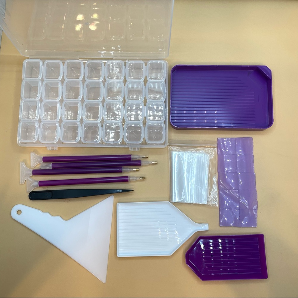 5D Diamond Art Painting 28 Grid Storage and 29 Piece Accessory Kit